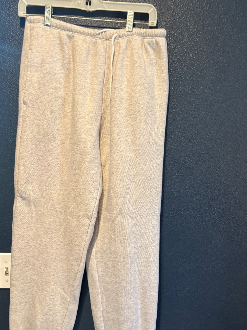 Brandy Melville sweatpants - Picture 2 of 7